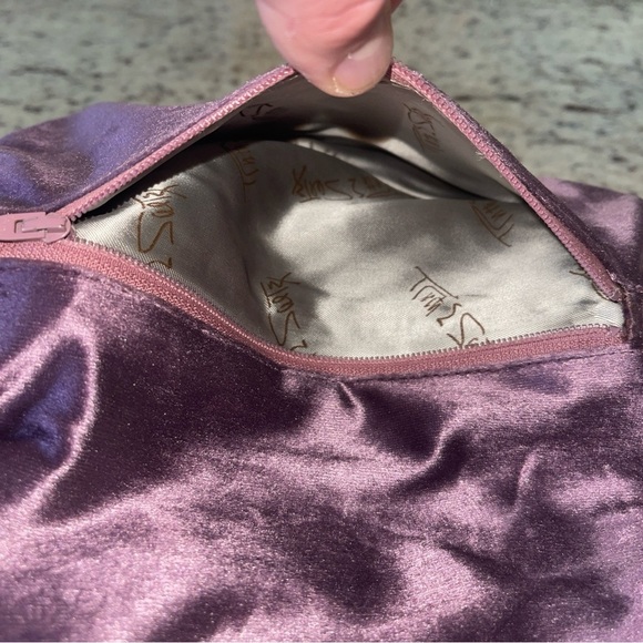 Vintage Ruth Saltz Purple Velvet Rhinestone Clutch Style Retro Purse Gold Key - Picture 6 of 11